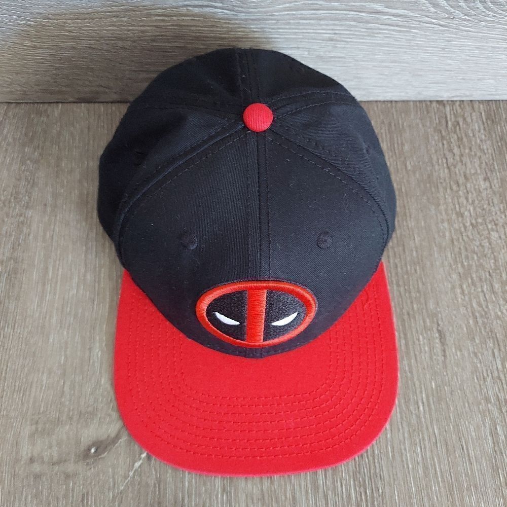 Marvel Deadpool Icon Snapback Hat OSFM - Picture 2 of 6